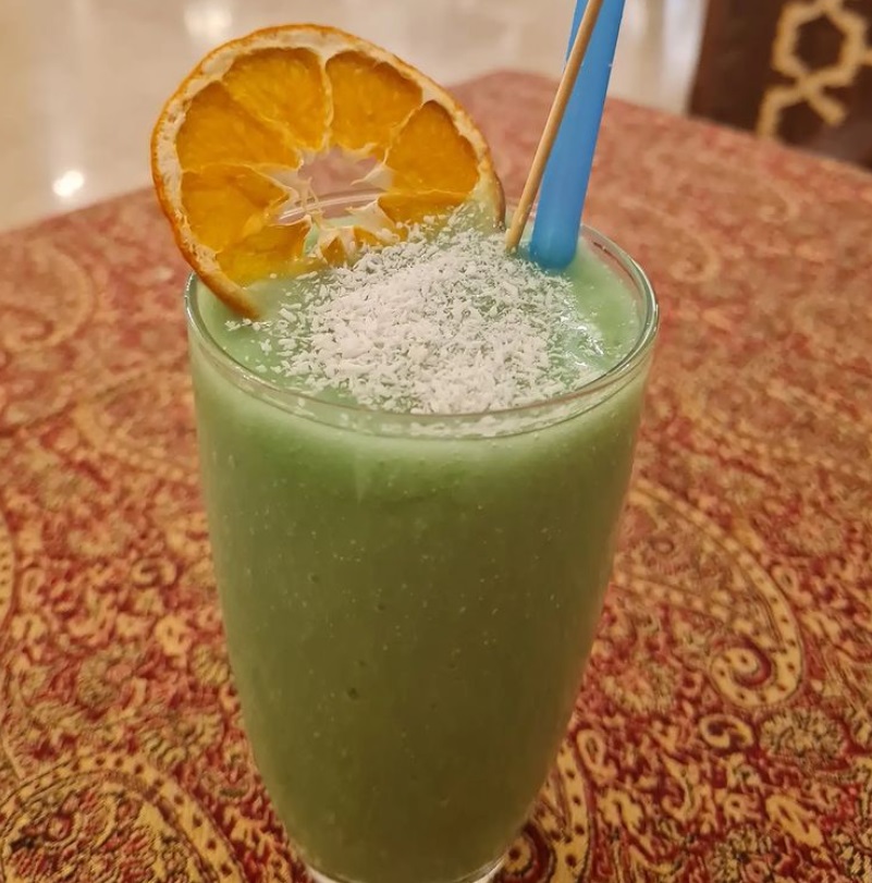 رستوران سنتی پاکوبه اسموتی هانی لایم