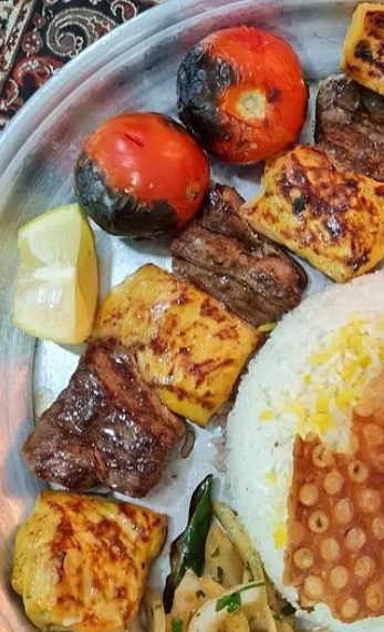 رستوران سنتی پاکوبه کباب بختیاری